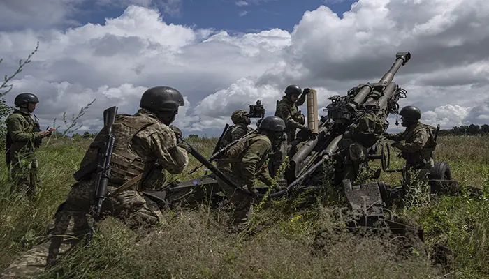 Escalating Tensions Ukrainian Troops Prepare for Counteroffensive Against Russian Forces