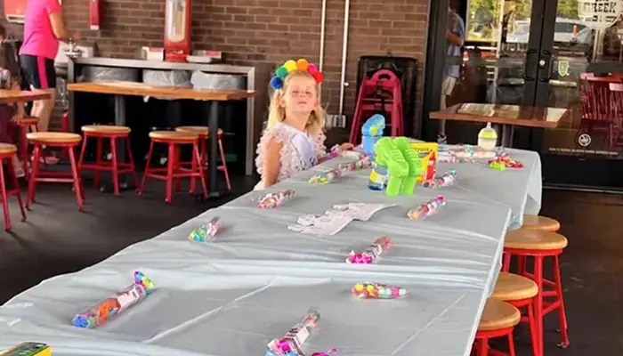 Mom Saves Daughter’s Birthday Party After No One Shows Up