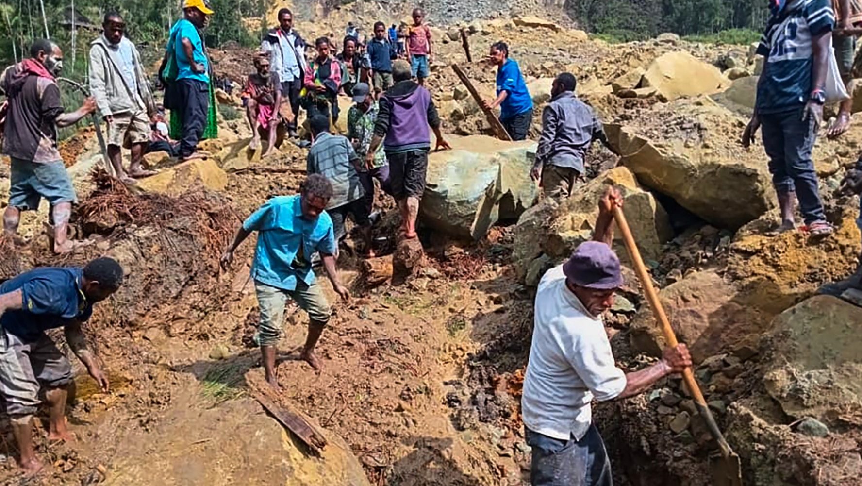 Massive Landslide Buries 2,000 People in Papua New Guinea