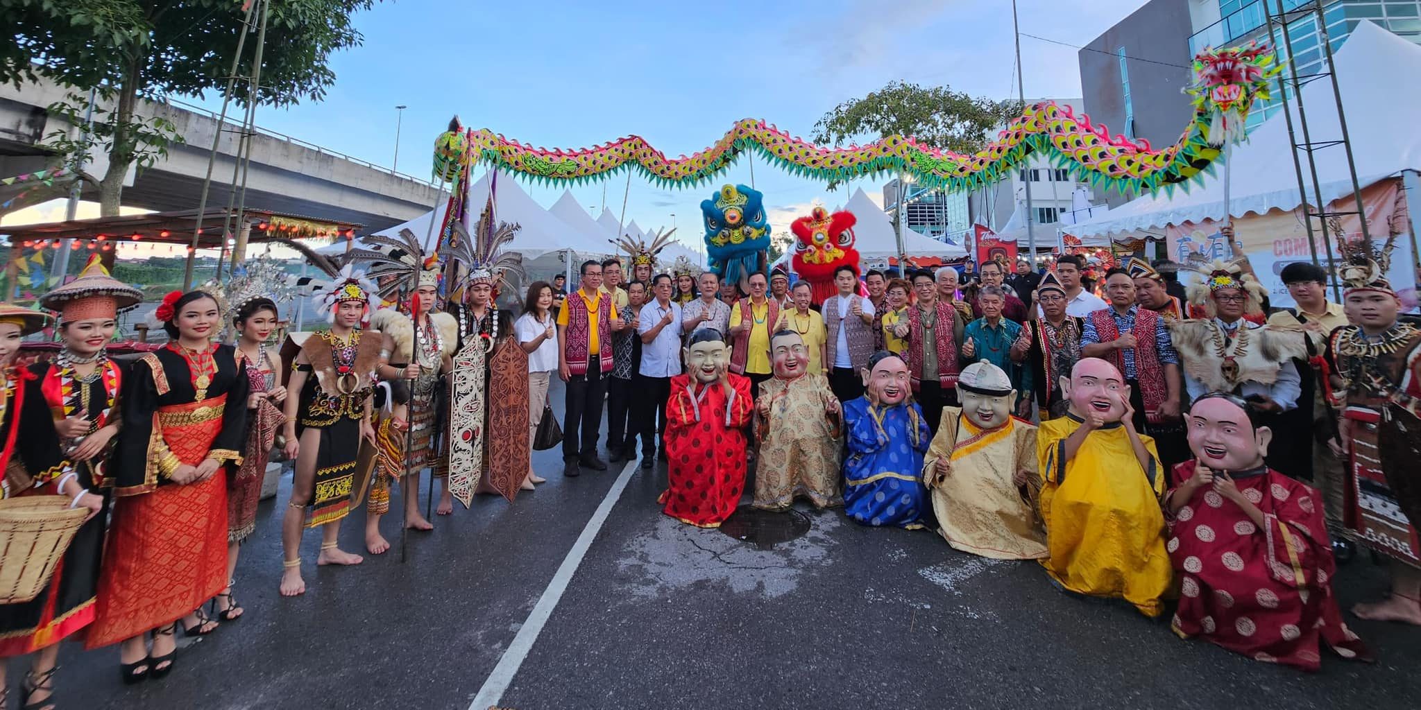 Official Opening of Batu Kitang Gawai Carnival @ Neon Trend Market, Batu 6