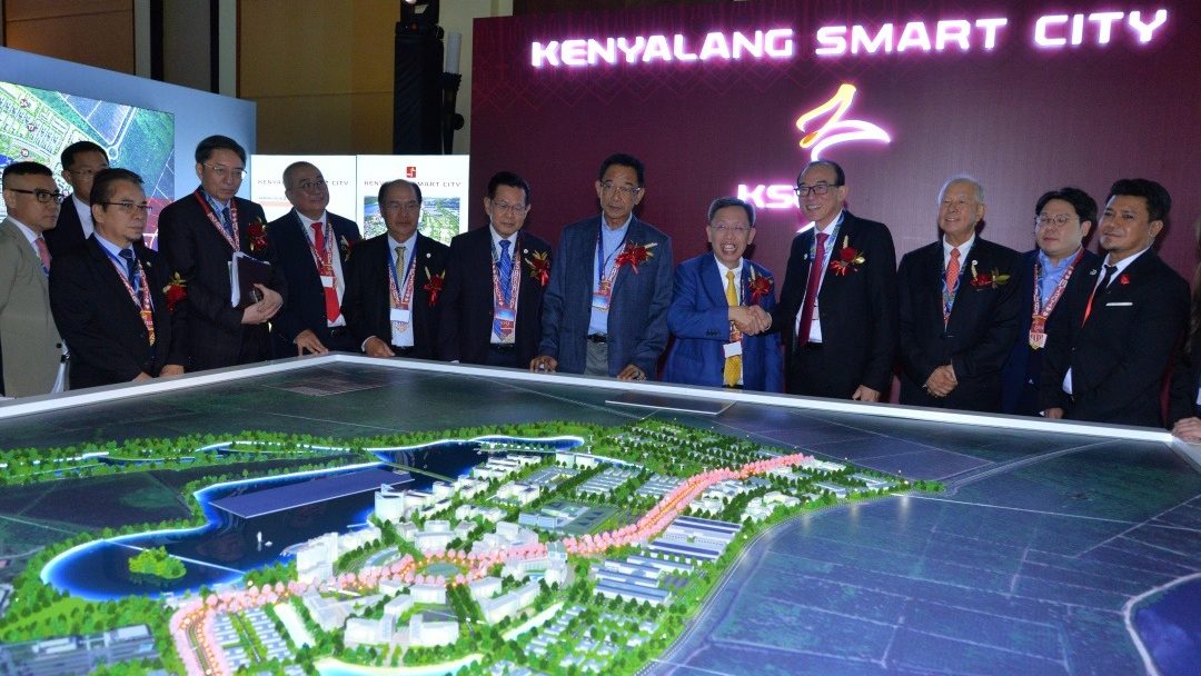 Sarawak Premier Invites Developers to Expand Kenyalang Smart City's Innovative Model Statewide