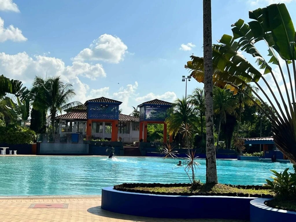 Stampark Place BDC Dive into Fun at Kuching's Premier Swimming Pool