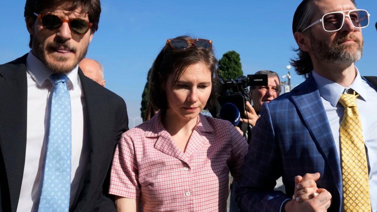 Amanda Knox Reconvicted in Italy: Legal Drama Continues Over 2007 Roommate Murder Slander