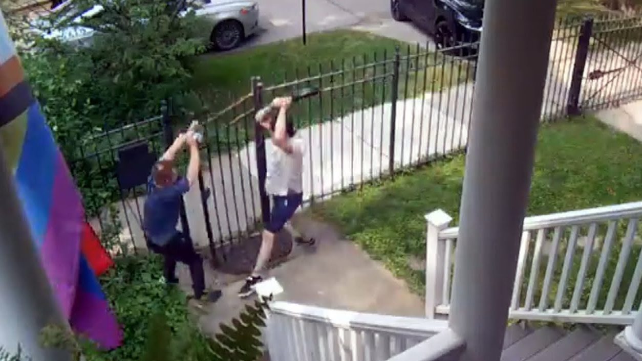 Homeowner Fends Off Burglar with Frying Pan in Chicago The Viral Sensation