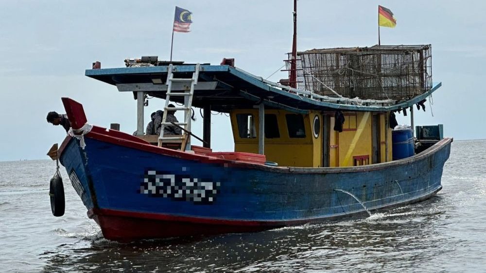 Local Fishing Boats Detained by Maritime Malaysia