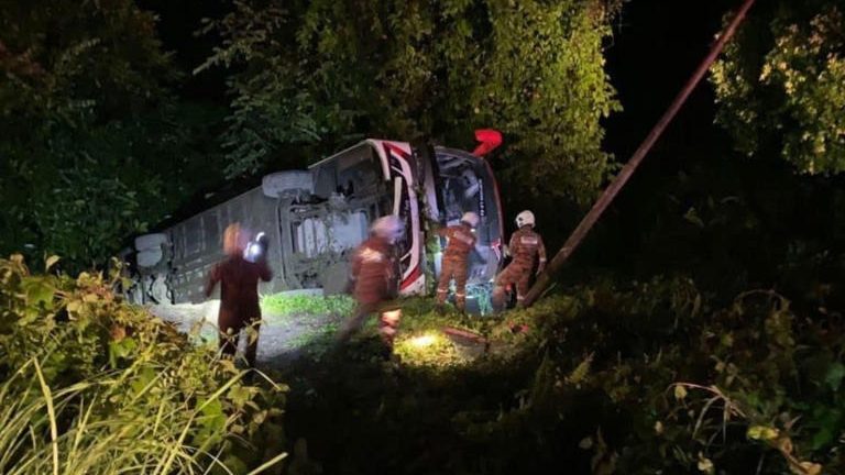 Tragic Bus Accident in Lahad Datu Express Bus Skids into Ravine