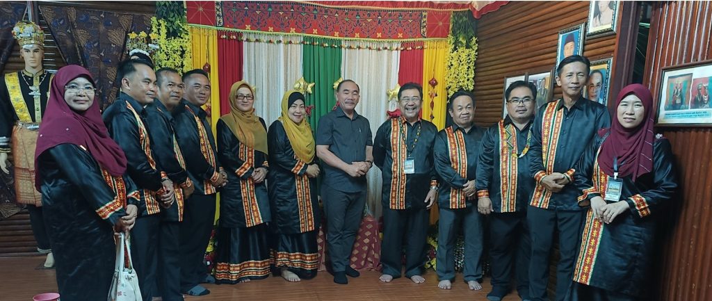 Unity in Diversity: Bisaya and Kadazan Dusun Forge Cultural Bonds Amidst Sabah's Rich Tapestry