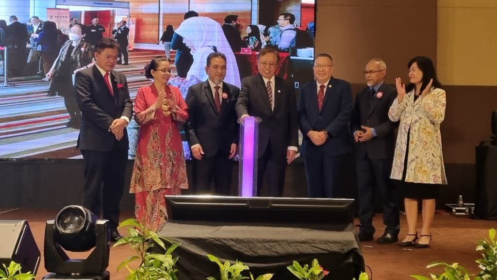 Sarawak's Healthcare Future: New Private Hospitals Set to Transform Medical Landscape in Kuching