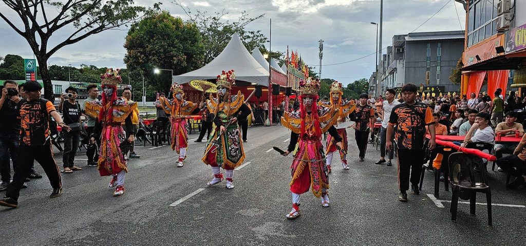 8th Hungry Ghost Yu Lan Festival Lights Up Kuching City Mall with Gratitude and Charity