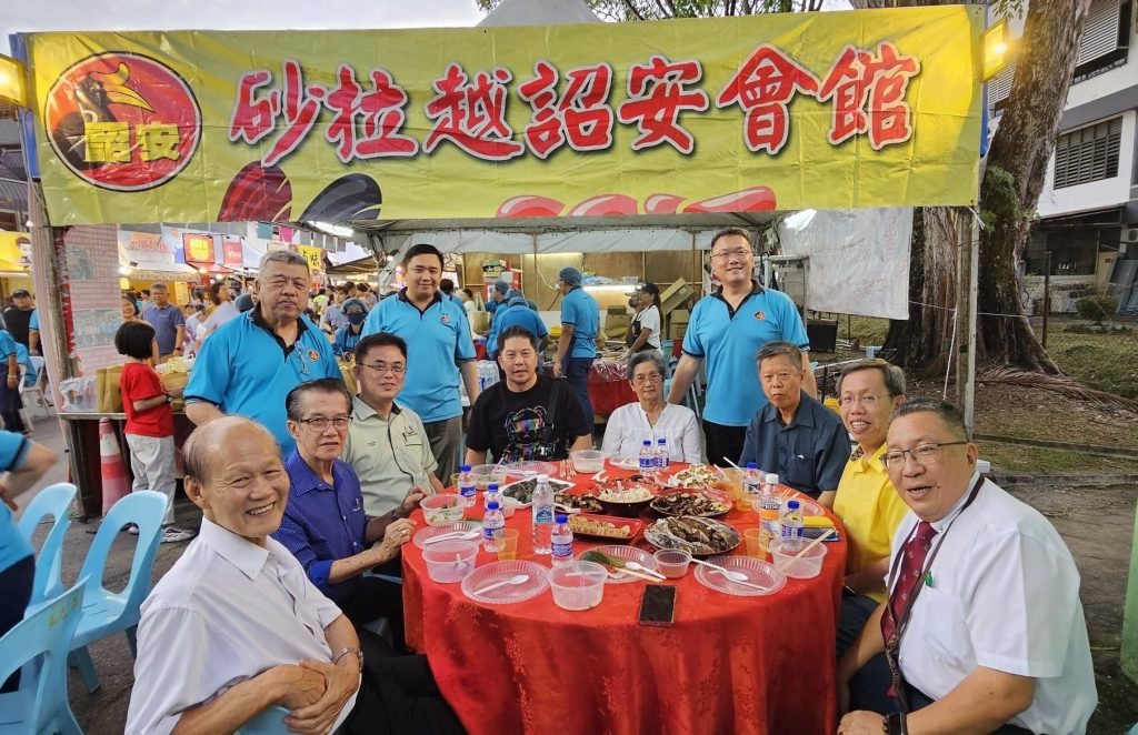 A Memorable Fellowship with Kuching’s Leaders at the Chawan Stall of Kuching Festival