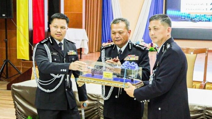 ACP Mohd Farhan Lee Abdullah Appointed New Kuching District Police Chief