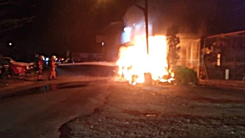 Midnight Blaze Two Cars Engulfed in Flames Outside Simanggang Workshop