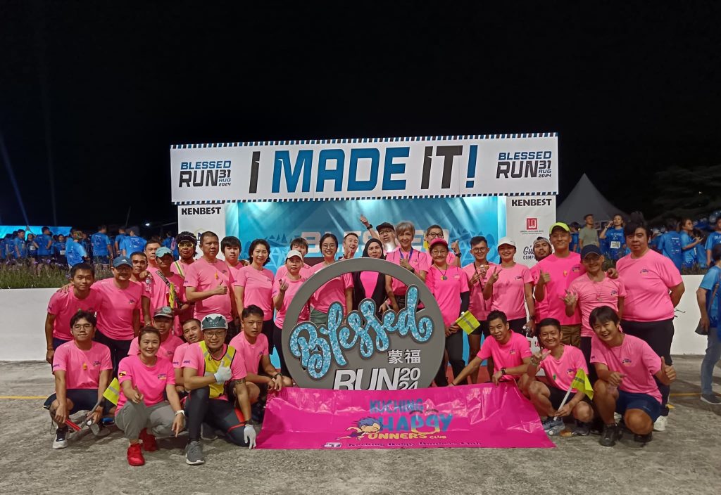 Runfluencer Gang and Kuching Happy Runners Club Shine at Sarawak Blessed Church Run 2024