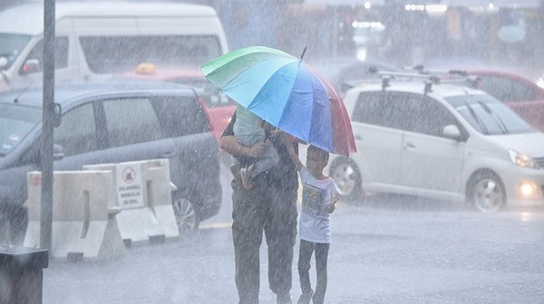 Severe Weather Alert Thunderstorms and Heavy Rain Expected Across Malaysia Today