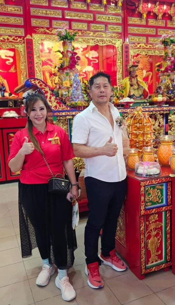 Deputy Premier of Sarawak Joins the Grand Tiong Hock Kiong Temple Deity Parade