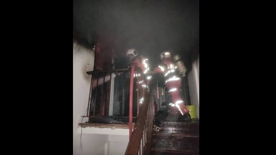 Early Morning Fire Damages Bintulu Home No Injuries Reported