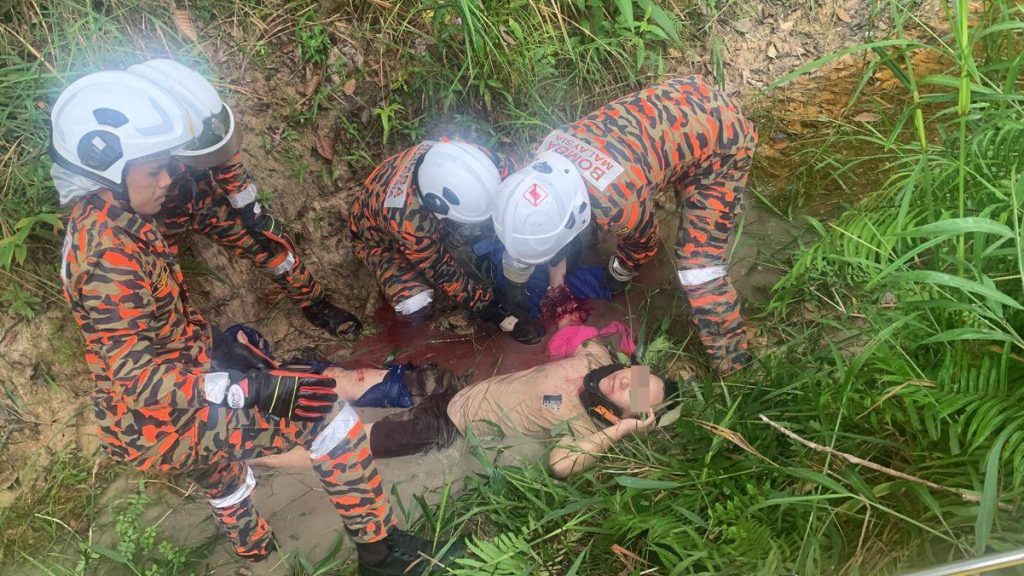 Motorcyclist Rescued After Ditch Crash in Meradong Firefighters Act Swiftly