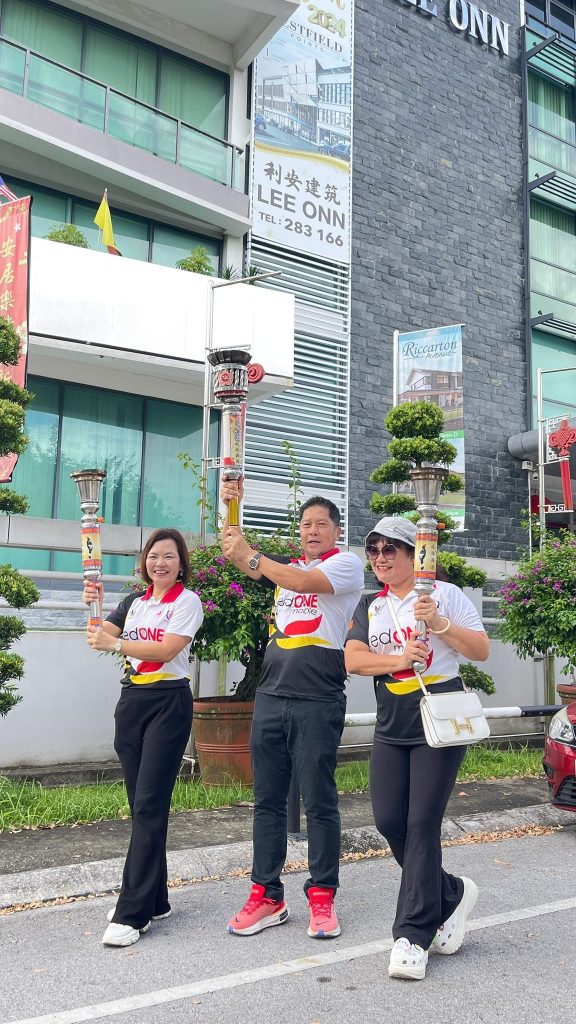 Sarawak Celebrates 39th National Chinese Cultural Festival Torch Relay Lights Up Kuching