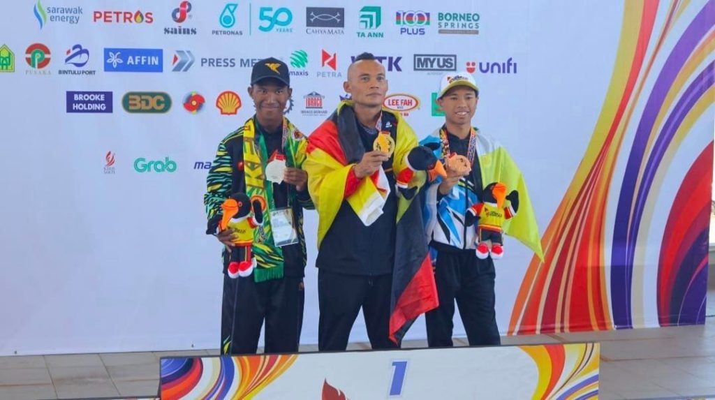 Sarawak Swimmer Galang Jabai Shines with Gold at Para SUKMA XXI