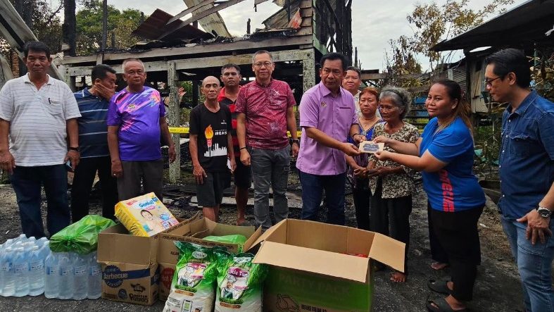 Temporary Housing Aid for Fire Victims Proposed by Abdullah Saidol