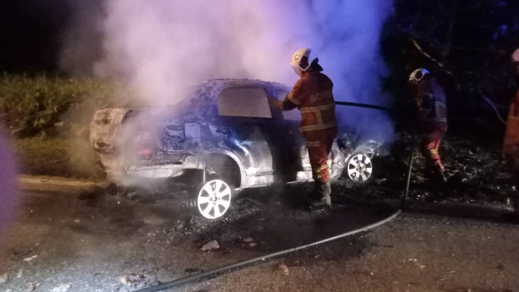 Tragic Accident in Kuching Woman Dies After Car Crash and Fire at Jalan Matang-Batu Kawa