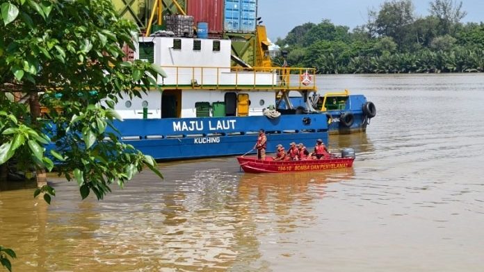 Desperate Search for Missing Paddlers in Sarawak River: 127 Personnel Deployed