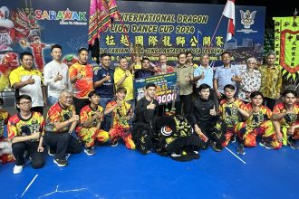 Dr Sim Sarawak’s Future Lies in Teamwork, Lessons from Dragon and Lion Dance Cup