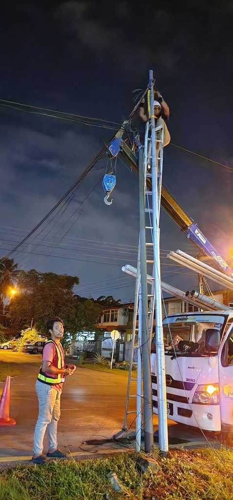 Kapitan Tan Kun Gee Thanks Telekom Malaysia for Swift Response to Fallen Cable Incident