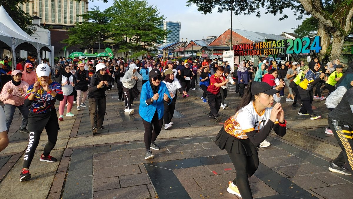 Kuching Hosts Thrilling FitMalaysia Run 5,000 Participants Hit the Streets!