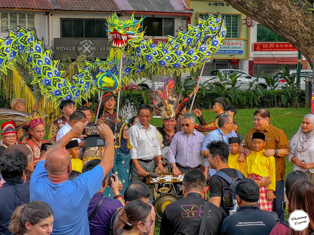 Mayor and Minister Attend Call of the Tribes Festival Launch at The Old Courthouse