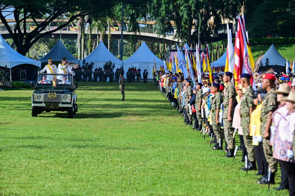 Sarawak Celebrates TYT’s 78th Birthday with Grand Parade, Cultural Extravaganza