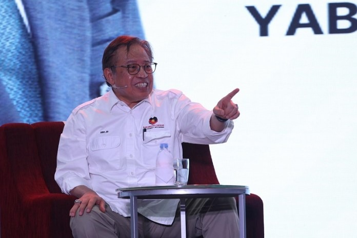 Sarawak to Forge Ahead with RM500 Million for High-Yield Paddy Irrigation After Budget Snub