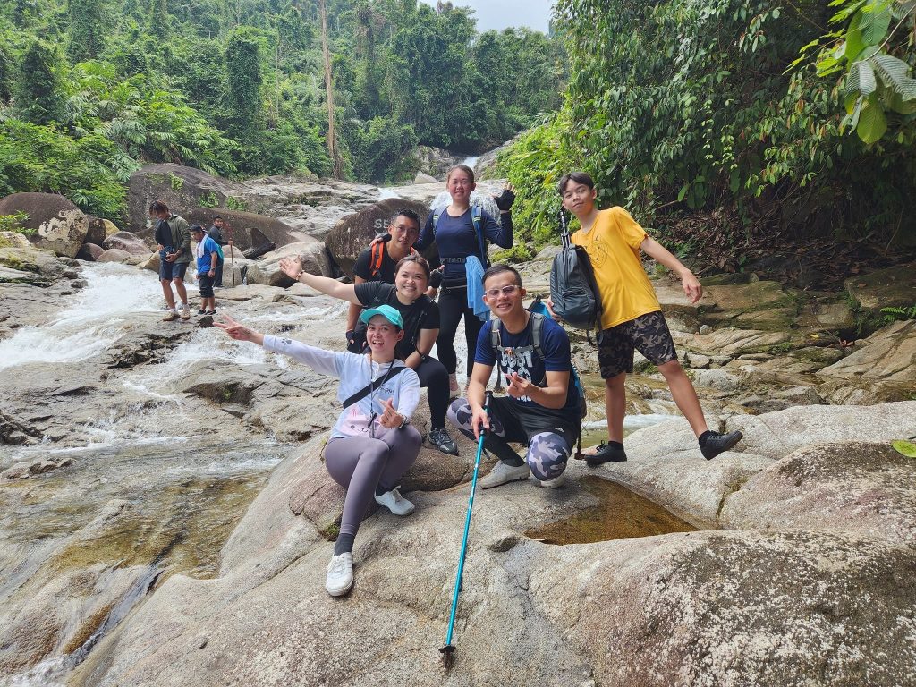 Sebako Waterfall Adventure with Apple Lai and Friends