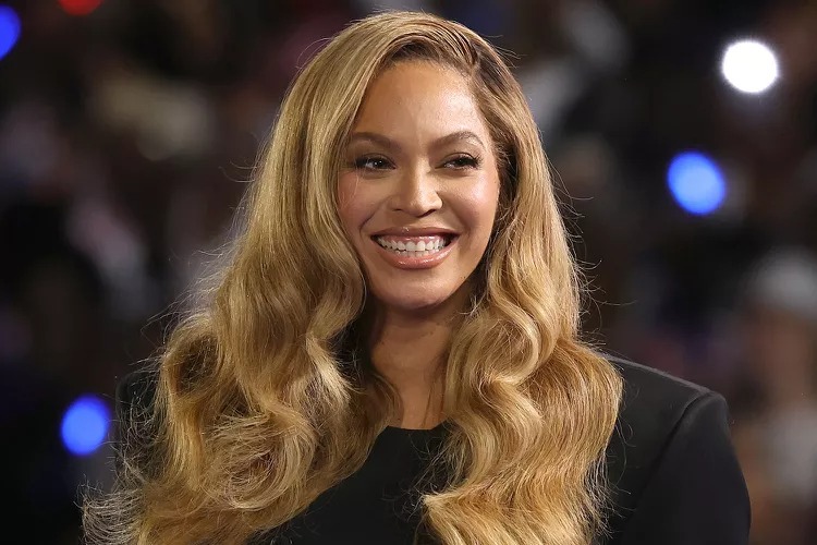 Beyoncé Becomes Most-Nominated Artist in Grammys History with 99 Nods