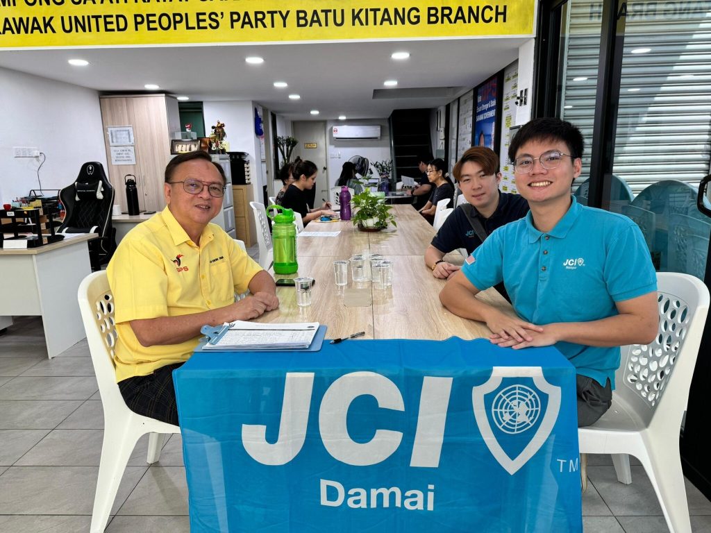 Datuk Lo Khere Chiang Praised for His Support of JCI Damai's Youth Mission