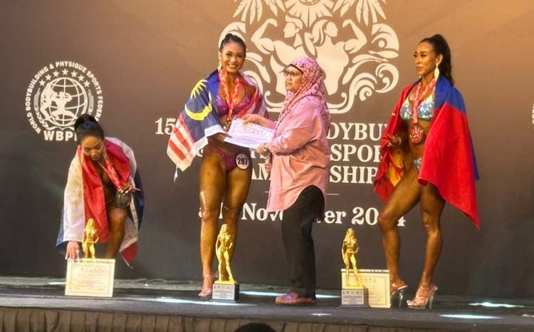 Musclewoman Philomena Dexclyn Wins Gold at WBPF World Championships, Dedicate Medal to Dad