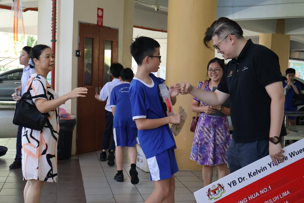 New LED Display to Enhance Learning at SJK Chung Hua No.1 with RM125,080 Aid