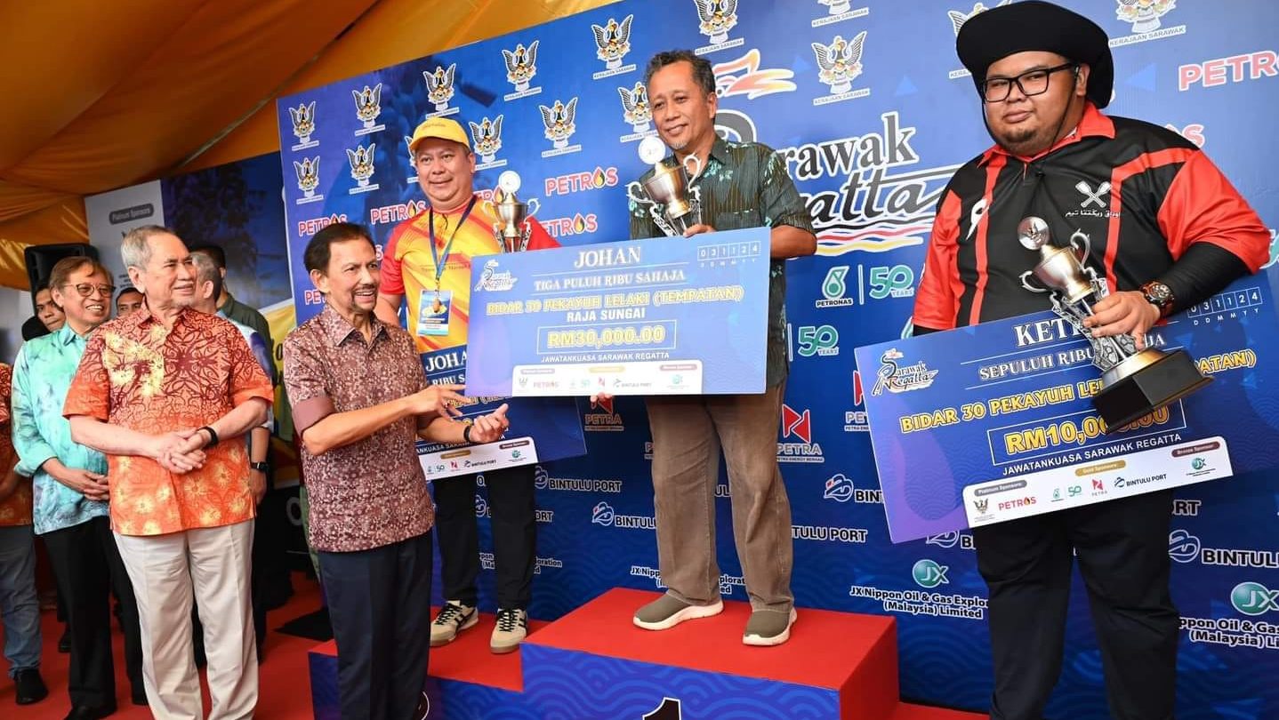 Puteri Dang Balai Secures Historic 'Hattrick' Win at Sarawak Regatta 2024