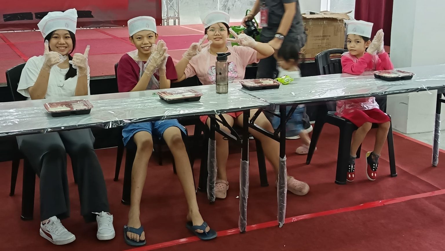 Cuddly Christmas Carnival Kids Love Sushi Making Workshop in Kuching!