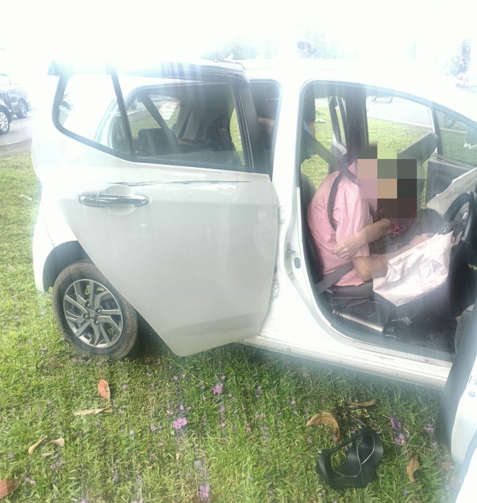 Elderly Man Dies, Wife Injured in Jalan Kulas Axia Car Crash