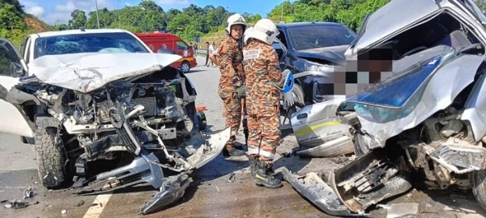 Elderly Man Injured in Three-Vehicle Crash Near Jakar, Pan Borneo Highway