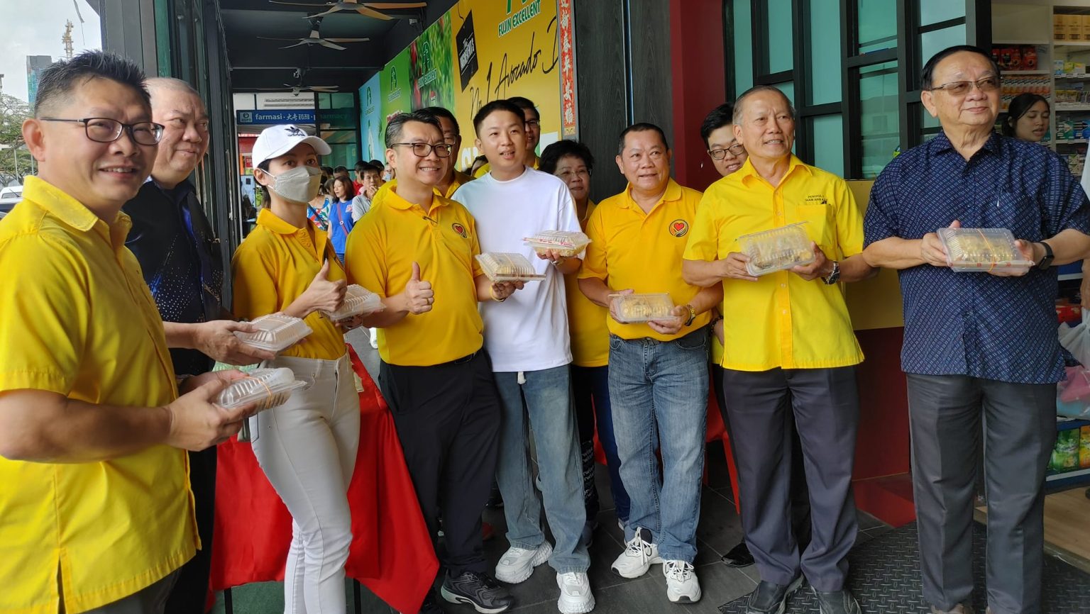 Free Vegetarian Lunch Giveaway in Tabuan Jaya By Team Share Love Together!