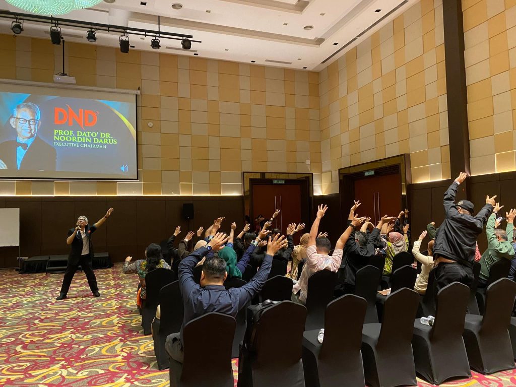 Healthy for Life Sharing Session Inspires Kuching with Prof. Dr. Noordin Darus