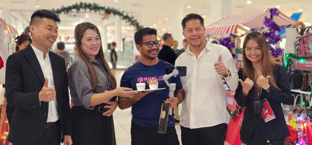 Kapitan Tan Kun Gee Launches The Cuddly Christmas Carnival at Aeroville Mall