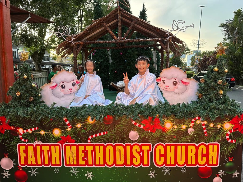 Kuching Glows with Peace and Joy at the 2024 Christmas Parade