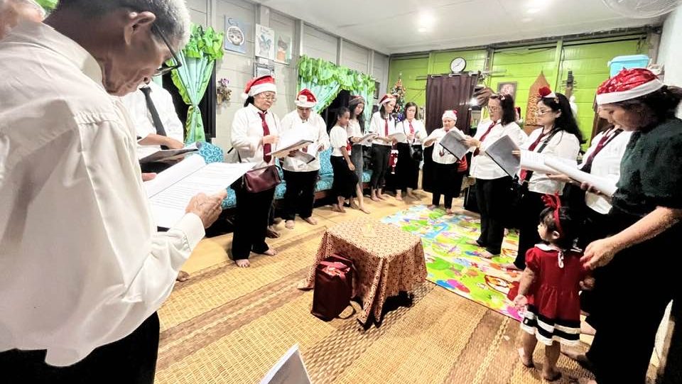 Kuching Shines Bright with Magical Christmas Carols and Community Spirit