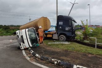 Proton Saga Driver Injured in Multi-Vehicle Crash on Jalan Pesisir Pantai