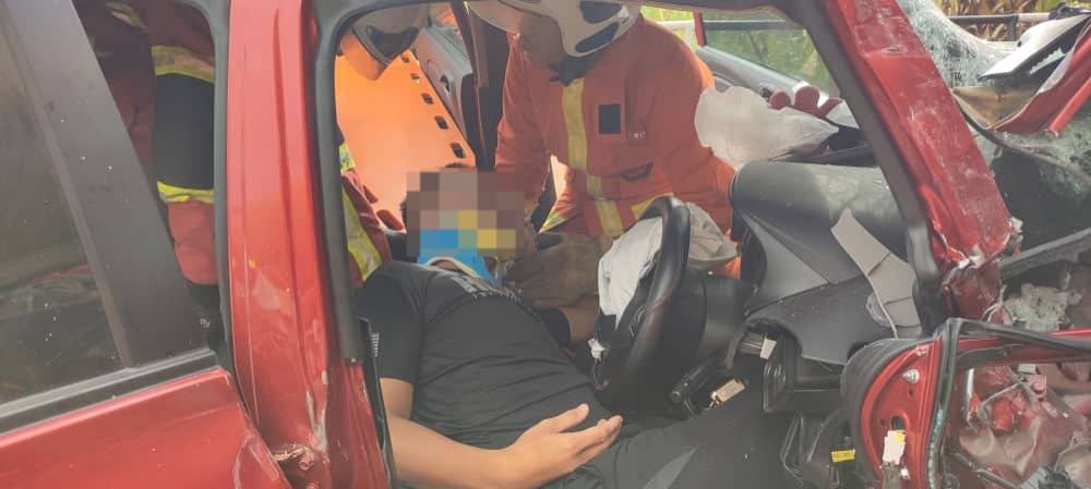 Proton Saga Driver Injured in Multi-Vehicle Crash on Jalan Pesisir Pantai