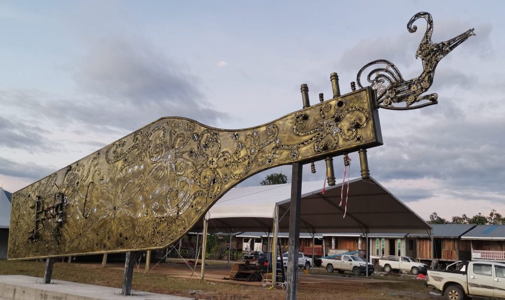 Sarawak Unveils World’s Largest Sape Sculpture in Belaga A Symbol of Unity and Sustainability