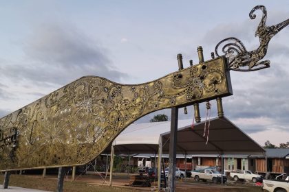 Sarawak Unveils World’s Largest Sape Sculpture in Belaga A Symbol of Unity and Sustainability